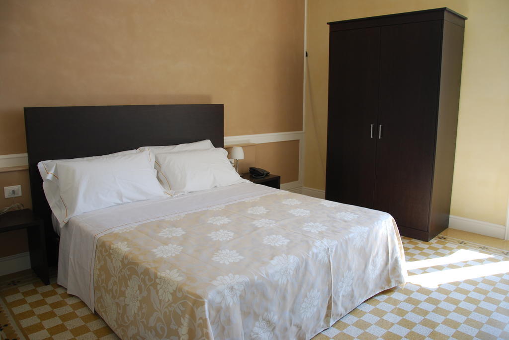 Relais Del Borgo Hotel & Spa 4 Stelle 스타폴로 객실 사진